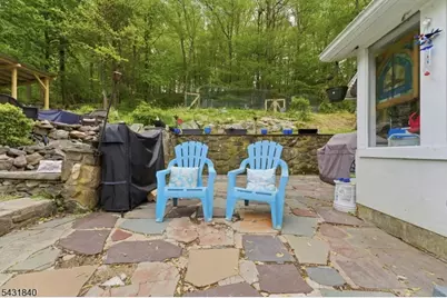 30-32 Hoffmans Crossing R, Lebanon Township, NJ 07830 - Photo 11