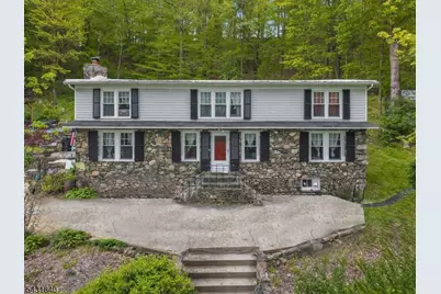 30-32 Hoffmans Crossing R, Lebanon Township, NJ 07830 - Photo 3