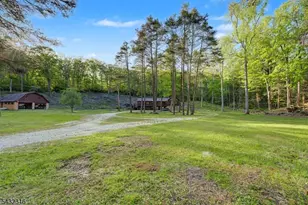 1127 Dark Moon Rd, Frelinghuysen Township, NJ 07860 - Photo 3