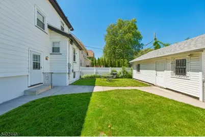 26 Lafayette Ave, East Orange, NJ 07017 - Photo 31