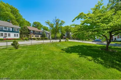 26 Lafayette Ave, East Orange, NJ 07017 - Photo 35