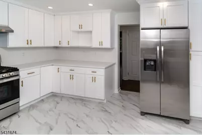 69 Fairmont Ave, Somerville, NJ 08876 - Photo 17