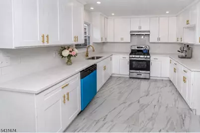 69 Fairmont Ave, Somerville, NJ 08876 - Photo 13