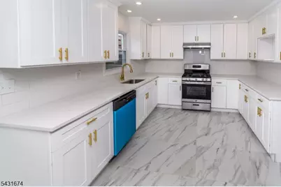 69 Fairmont Ave, Somerville, NJ 08876 - Photo 11