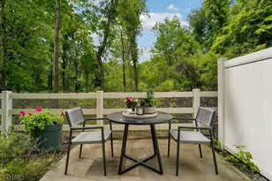 605 Lopez Ln, Morris Plains, NJ 07950 - Photo 9