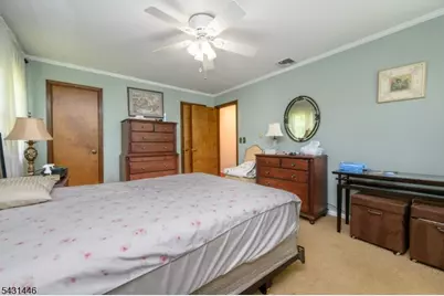 1 Ash Ln, Parsippany, NJ 07034 - Photo 15