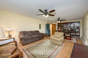 1 Ash Ln, Parsippany, NJ 07034 - Photo 19
