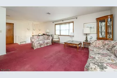 1 Ash Ln, Parsippany, NJ 07034 - Photo 7