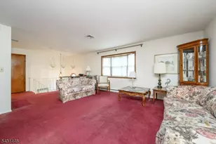 1 Ash Ln, Parsippany, NJ 07034 - Photo 7