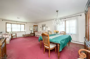 1 Ash Ln, Parsippany, NJ 07034 - Photo 9