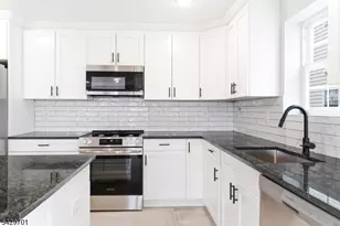 129 Mt Pleasant Ave, Newark, NJ 07104 - Photo 5