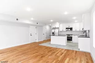 129 Mt Pleasant Ave, Newark, NJ 07104 - Photo 3
