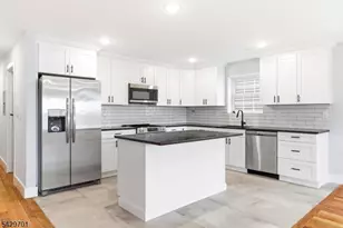 129 Mt Pleasant Ave, Newark, NJ 07104 - Photo 1