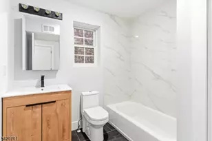 129 Mt Pleasant Ave, Newark, NJ 07104 - Photo 13