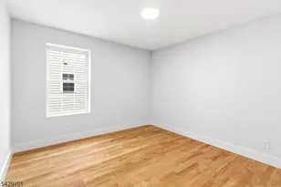 129 Mt Pleasant Ave, Newark, NJ 07104 - Photo 15