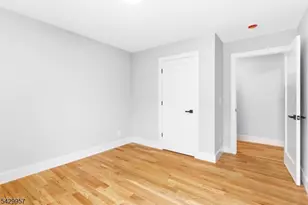 129 Mt Pleasant Ave, Newark, NJ 07104 - Photo 19