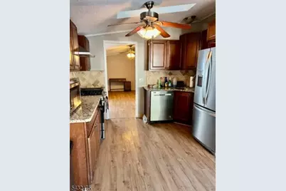 600 Pulis Ave #113, Mahwah Twp., NJ 07430 - Photo 3