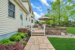 4 Harman Ct, Hillsborough Township, NJ 08844 - Photo 27