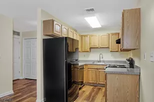 9 Madison Ave, Paterson, NJ 07524 - Photo 3