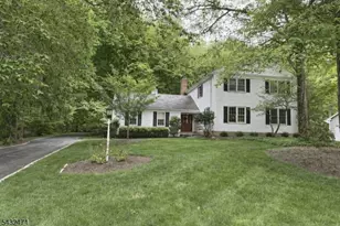7 Pontiac Dr, Wayne, NJ 07470 - Photo 1