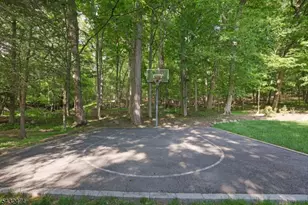 7 Pontiac Dr, Wayne, NJ 07470 - Photo 31