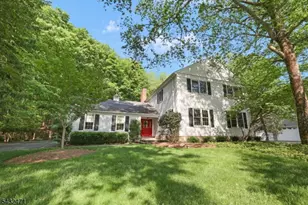 7 Pontiac Dr, Wayne, NJ 07470 - Photo 1