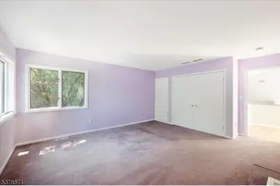 215 Eileen Dr, Cedar Grove, NJ 07009 - Photo 31