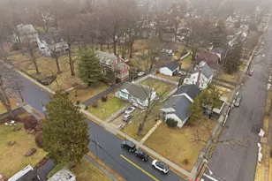 674 Berkeley Ave, Orange, NJ 07050 - Photo 3