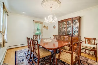 6 Driftway, Roseland, NJ 07068 - Photo 9