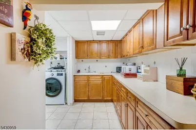 6 Driftway, Roseland, NJ 07068 - Photo 27