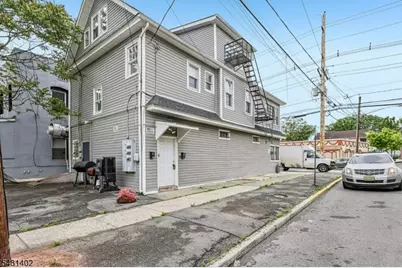 301 E 9th Ave, Roselle, NJ 07203 - Photo 29