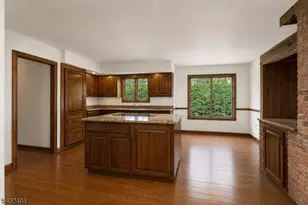 13 Hamden Rd, Franklin Township, NJ 08822 - Photo 17