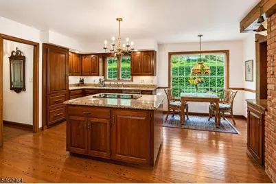 13 Hamden Rd, Franklin Township, NJ 08822 - Photo 9