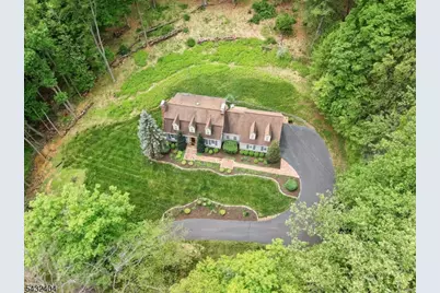 13 Hamden Rd, Franklin Township, NJ 08822 - Photo 5