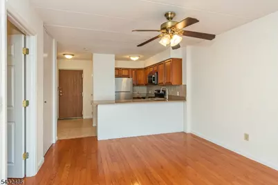 5 Linden St #3J, Hackensack, NJ 07601 - Photo 11