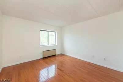 5 Linden St #3J, Hackensack, NJ 07601 - Photo 13