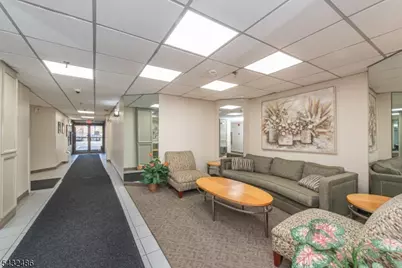 5 Linden St #3J, Hackensack, NJ 07601 - Photo 3