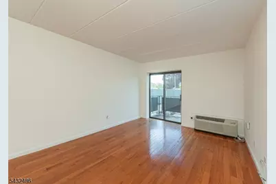 5 Linden St #3J, Hackensack, NJ 07601 - Photo 5