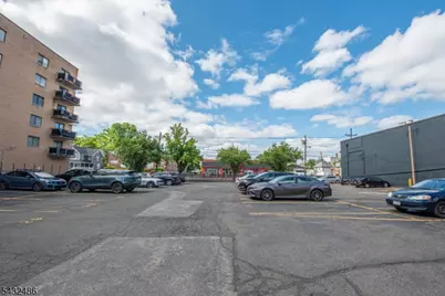 5 Linden St #3J, Hackensack, NJ 07601 - Photo 21
