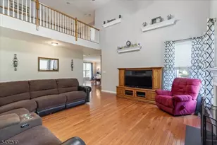 1 Tanager Dr, Raritan Township, NJ 08551 - Photo 9