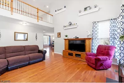 1 Tanager Dr, Raritan Township, NJ 08551 - Photo 17