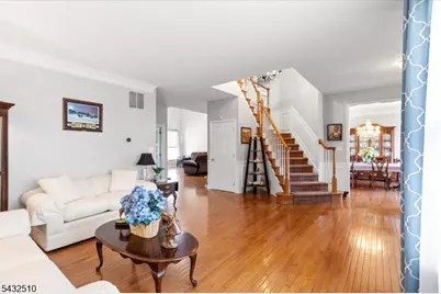 1 Tanager Dr, Raritan Township, NJ 08551 - Photo 11