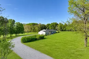 540 Blackpoint Rd, Hillsborough Township, NJ 08844 - Photo 23