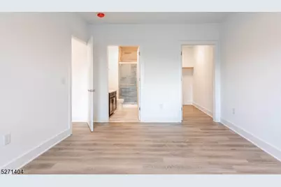 1025 Raritan Rd #303, Clark Township, NJ 07066 - Photo 15