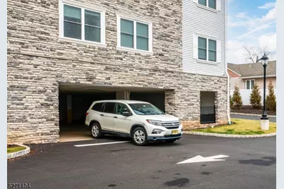 1025 Raritan Rd #303, Clark Township, NJ 07066 - Photo 7