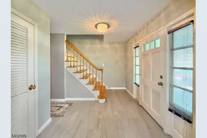 93 Summit Ct, Westfield, NJ 07090 - Photo 5