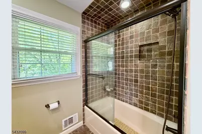 93 Summit Ct, Westfield, NJ 07090 - Photo 29