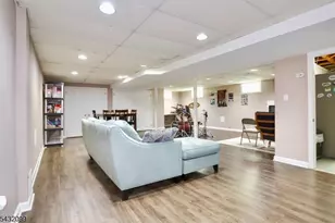 93 Summit Ct, Westfield, NJ 07090 - Photo 31