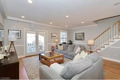 8 Riverbend Ct, New Providence, NJ 07974 - Photo 3
