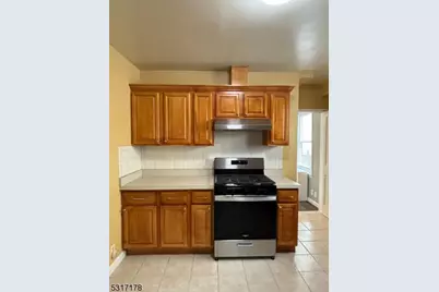 58 Maple Ave, Montclair, NJ 07042 - Photo 5